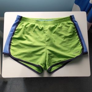 Reebok women's medium athletic shorts